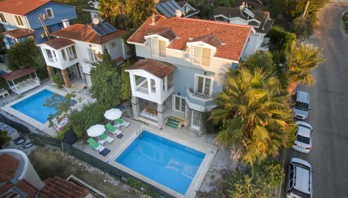 Blue Diamond Villa