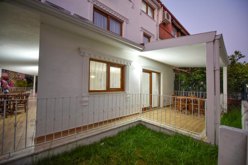 Gökkuşağı Villa image